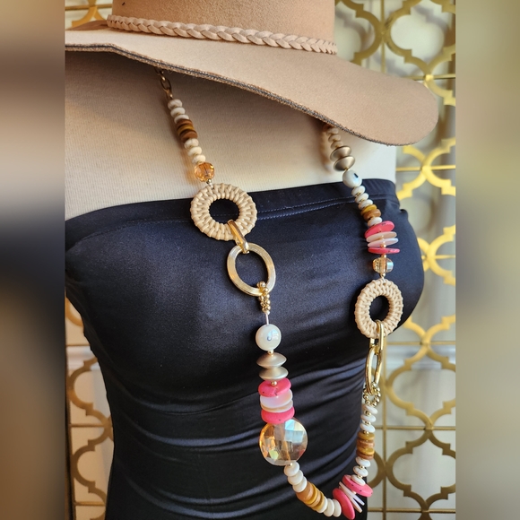 Elegant Multicolor Crystal Beaded Necklace - Picture 4 of 14